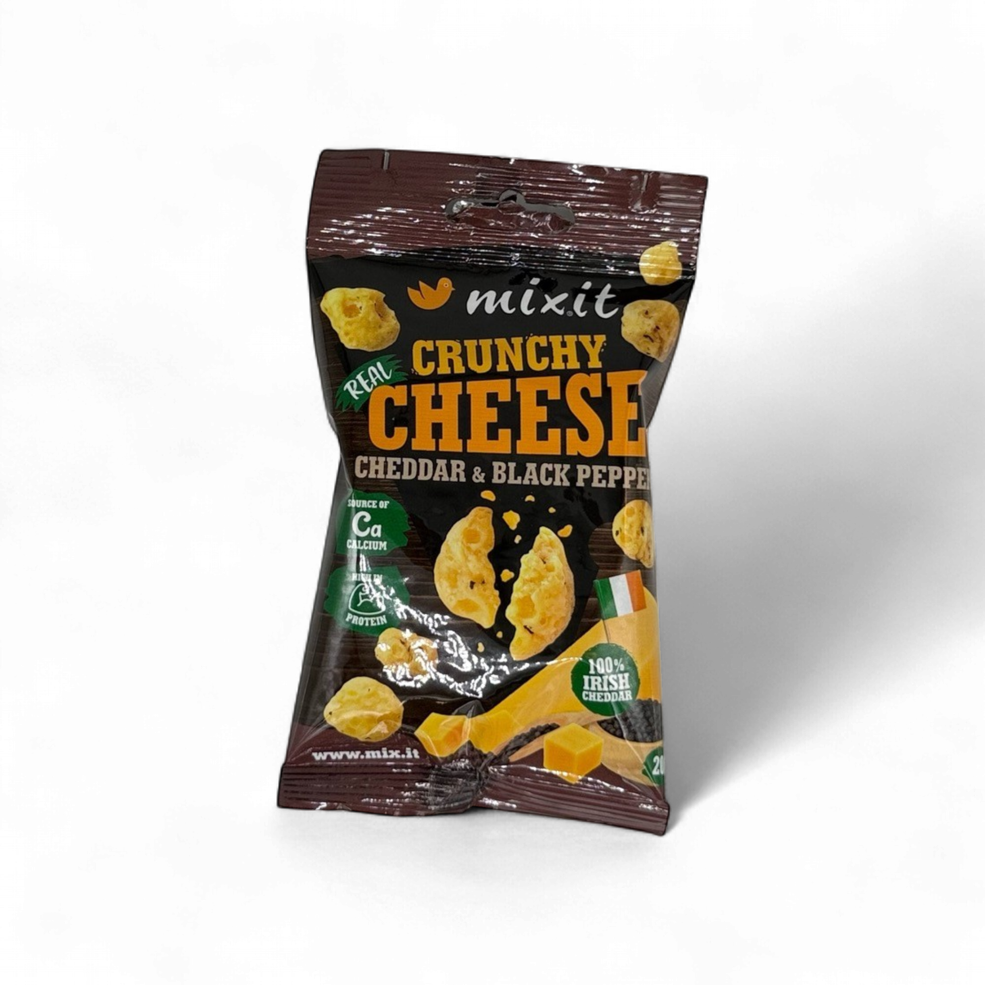 Mixit - Crunchy cheese - Irský cheddar s černým pepřem (20g)
